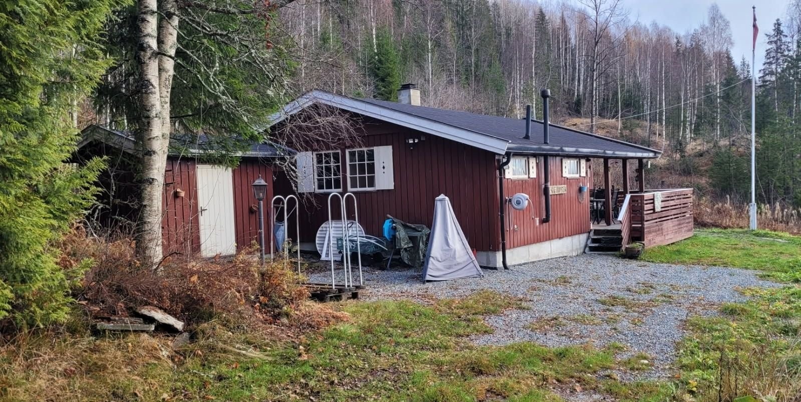 Innkjøring til hytta Galleribilde