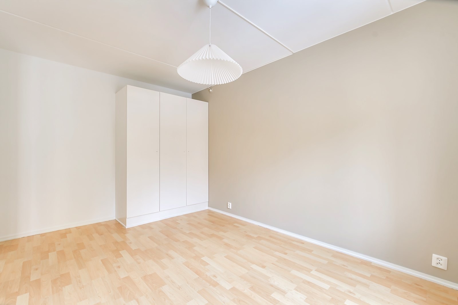 Soverommet måler nesten 12 kvm. Galleribilde