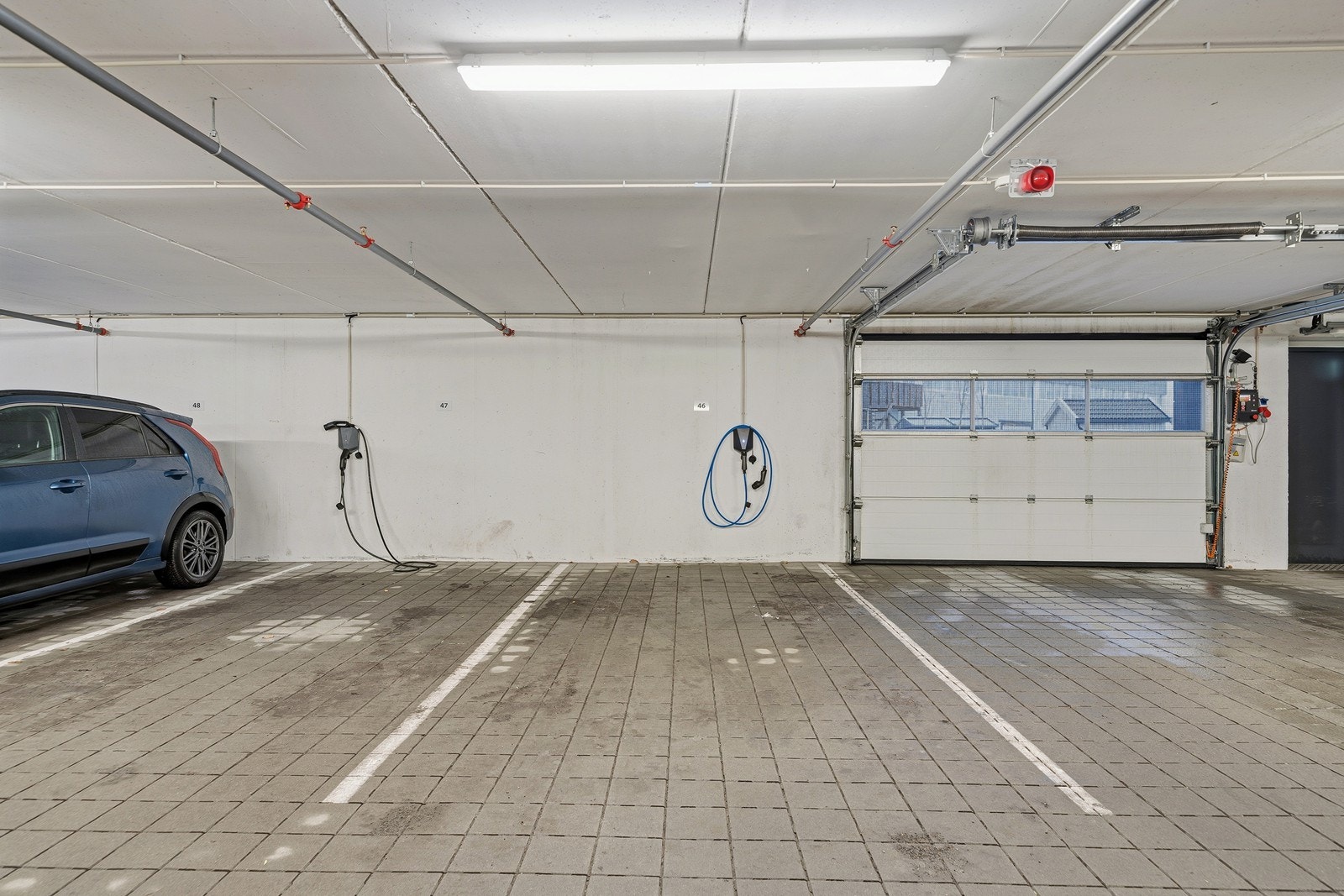 Garasjeplass Galleribilde