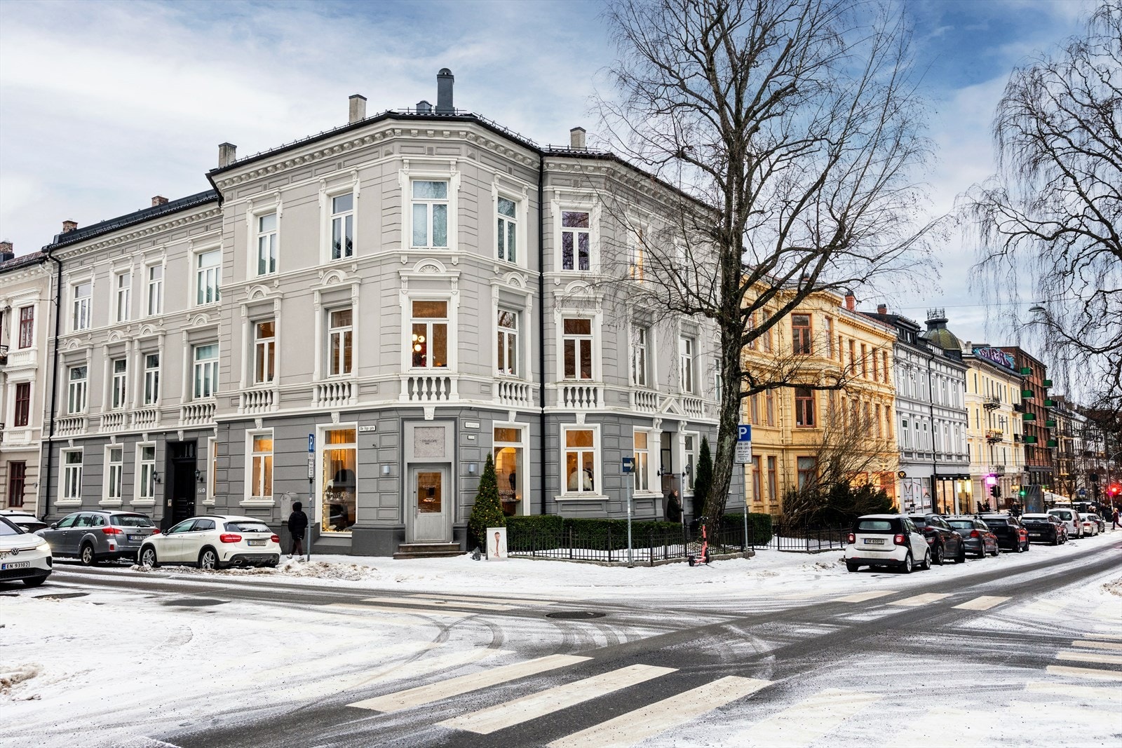 Her bor du i et sentralt og attraktivt område på Majorstuen med gangavstand til alt du ønsker deg i hverdagen! Galleribilde