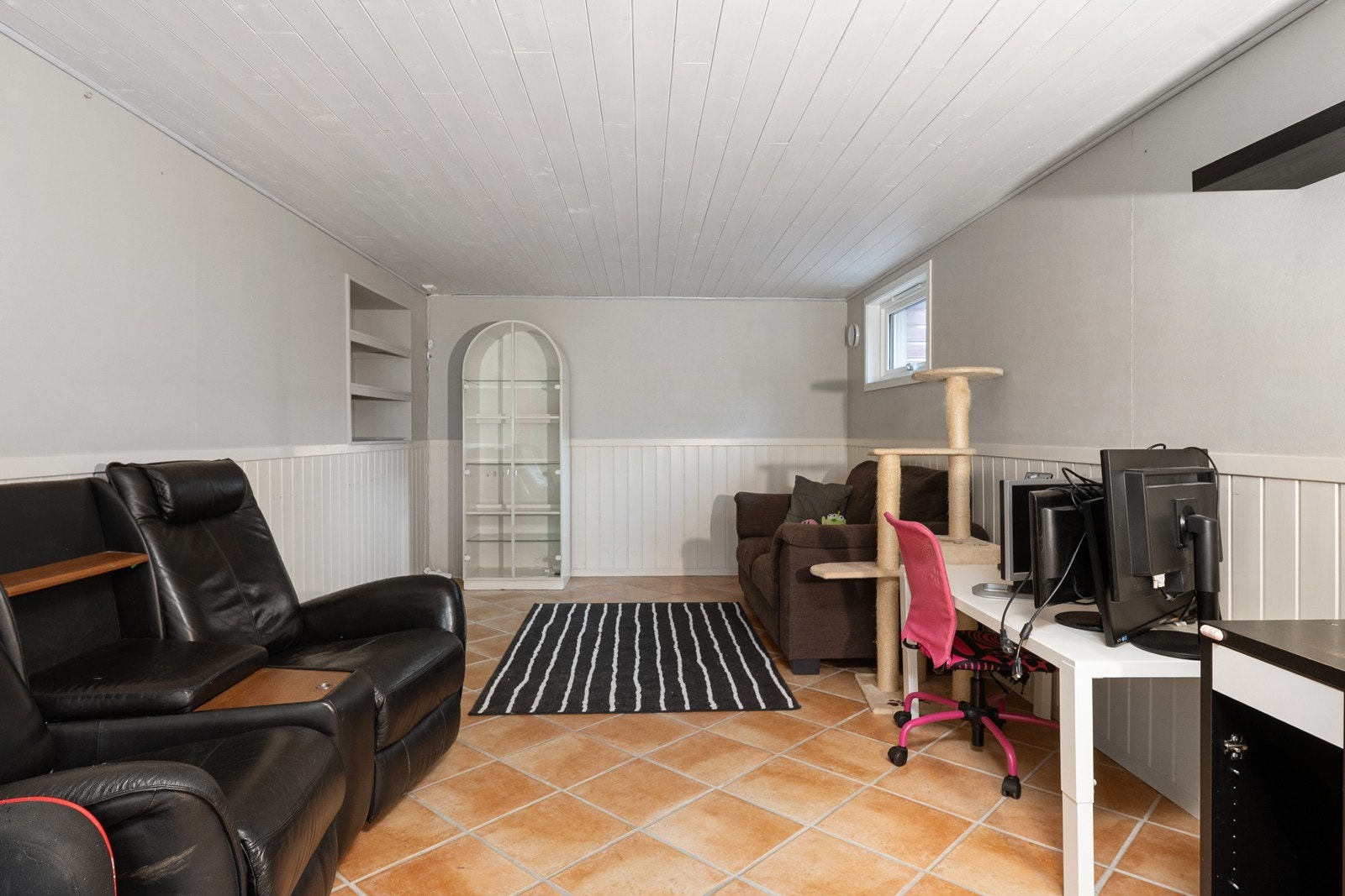 Kjellerstue (ikke byggegodkjent) Galleribilde