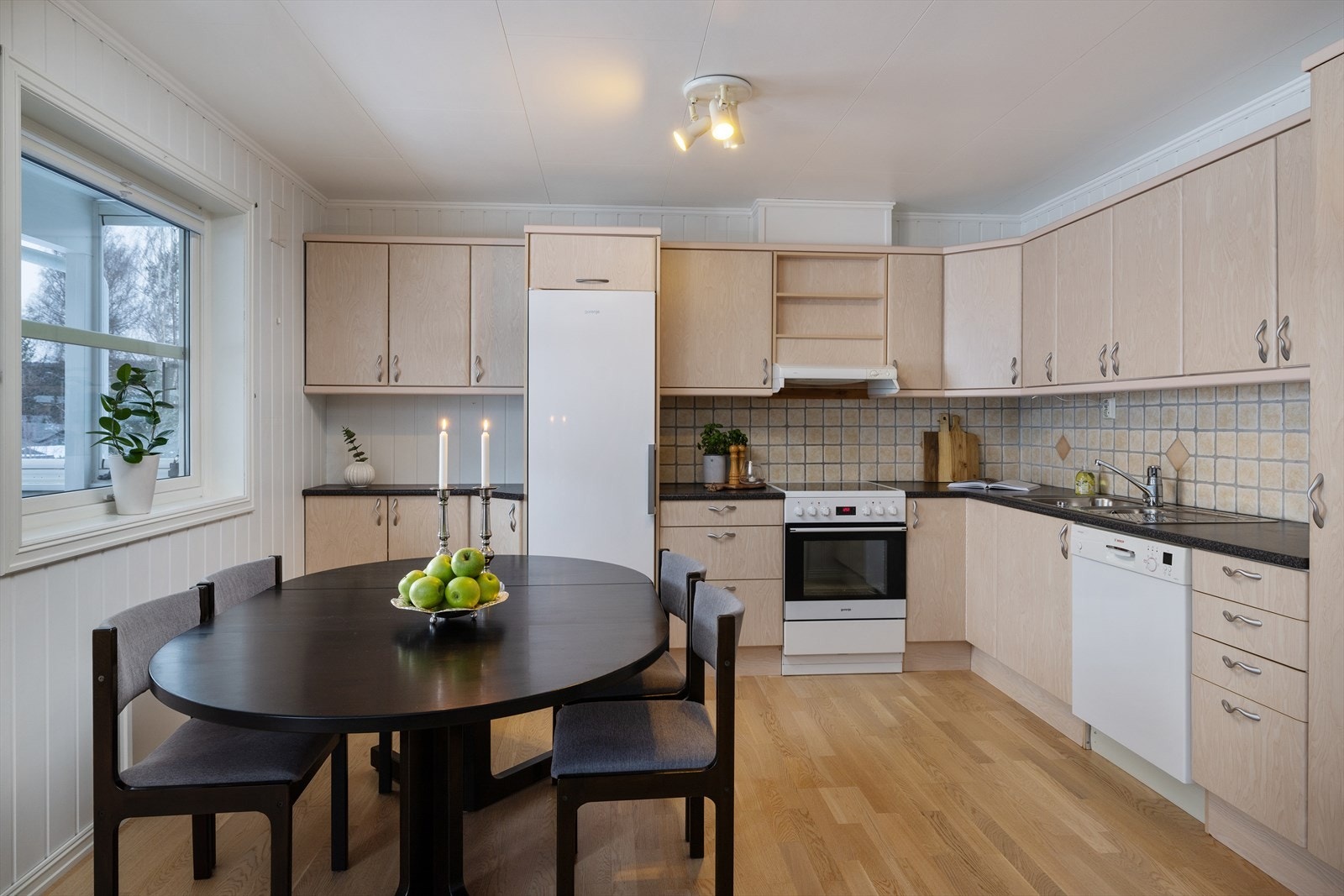 Det er tilrettelagt for frittstående hvitevarer Galleribilde