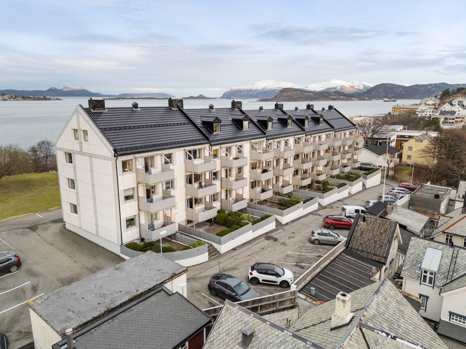 Møremegling v/ Marius Ødegaard har gleden av å presentere denne 2-romsleiligheten i Johs. Aarflots gate Galleribilde