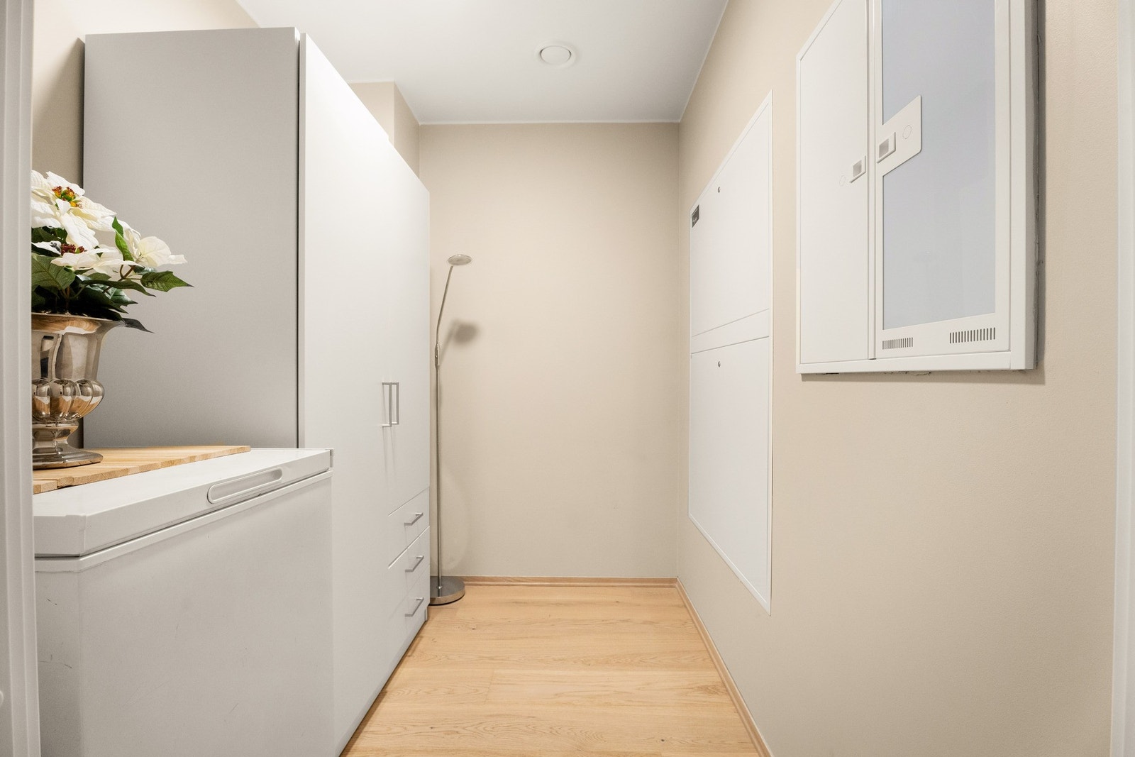 Praktisk bod på 3,3 kvm. Perfekt for oppbevaring. Galleribilde