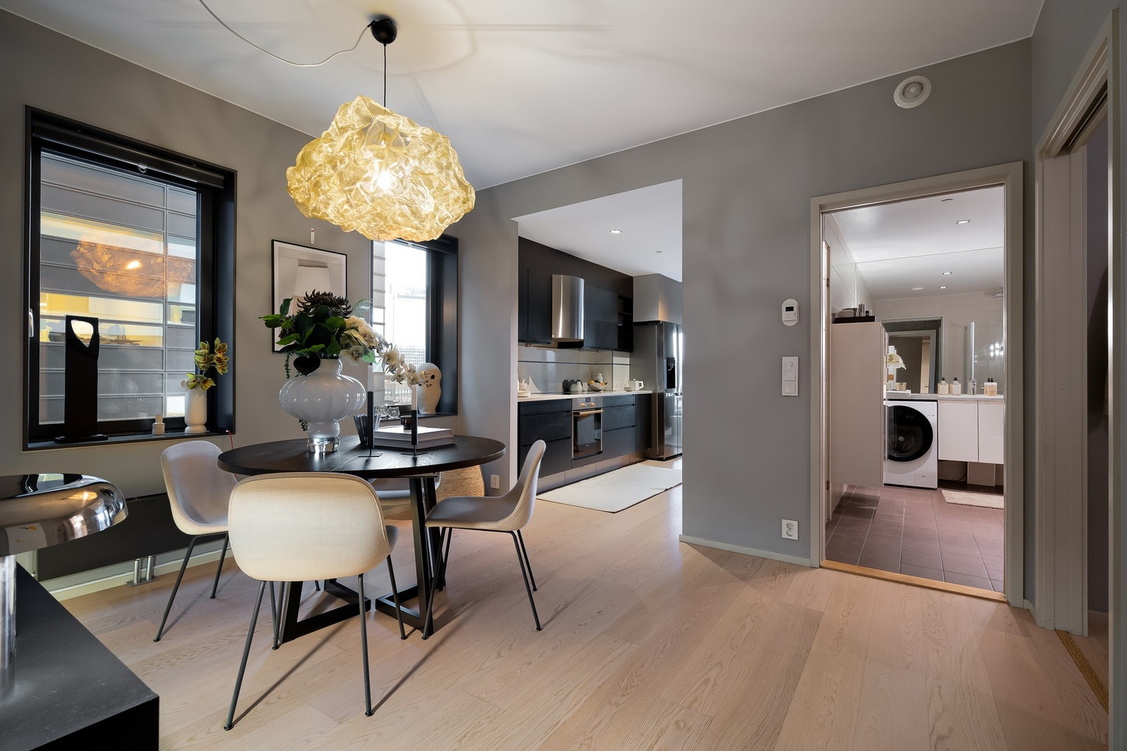 - Nåværende eier har hatt en gjennomsnittlig strømforbruk på ca. 4486 kWt - Galleribilde