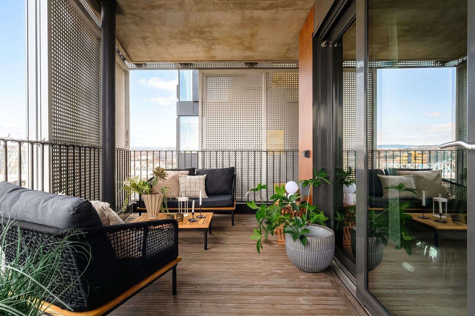 - Kveldssol på balkongen - Galleribilde