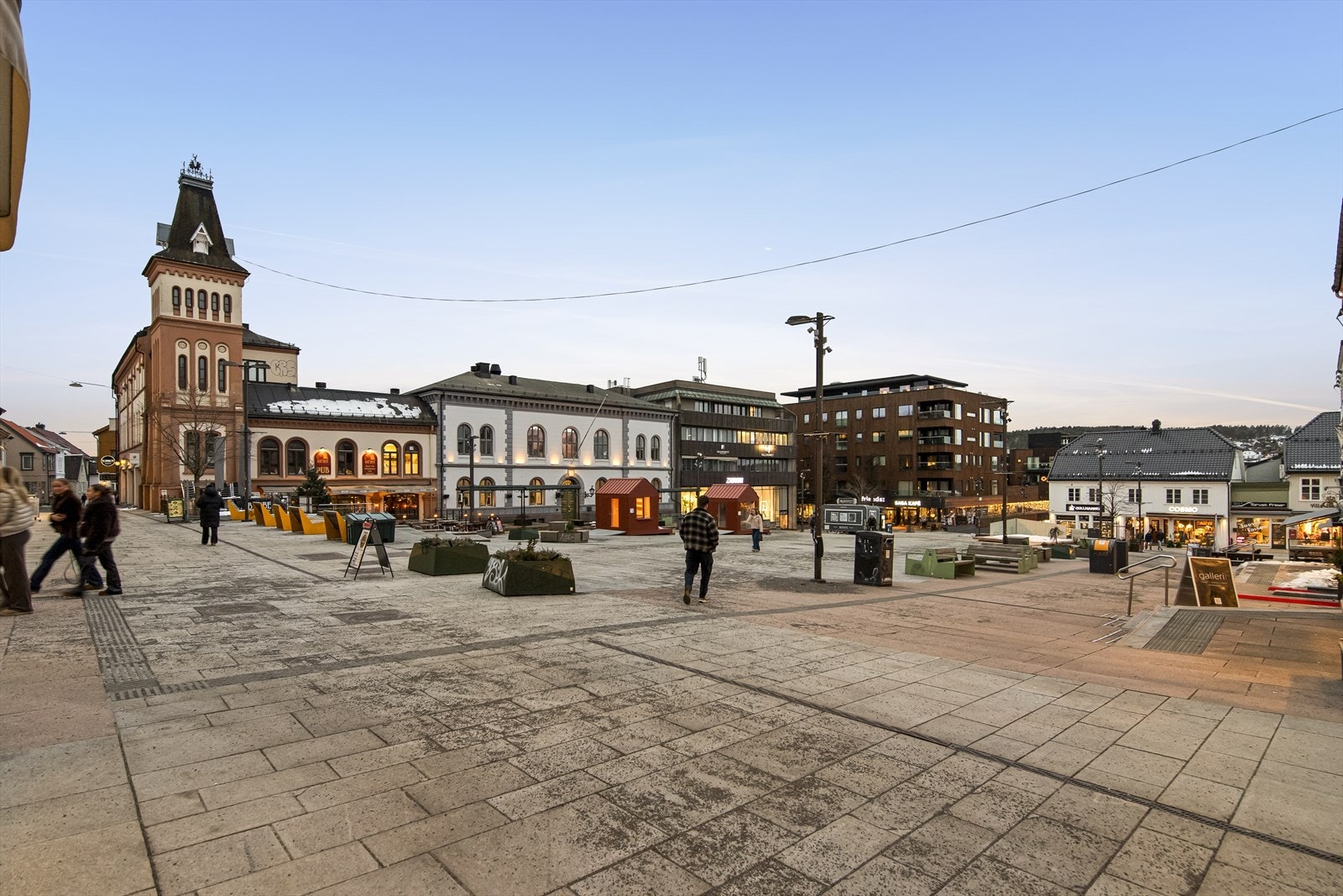 Tønsberg torv ligger like på andre siden av kvartalet. Galleribilde