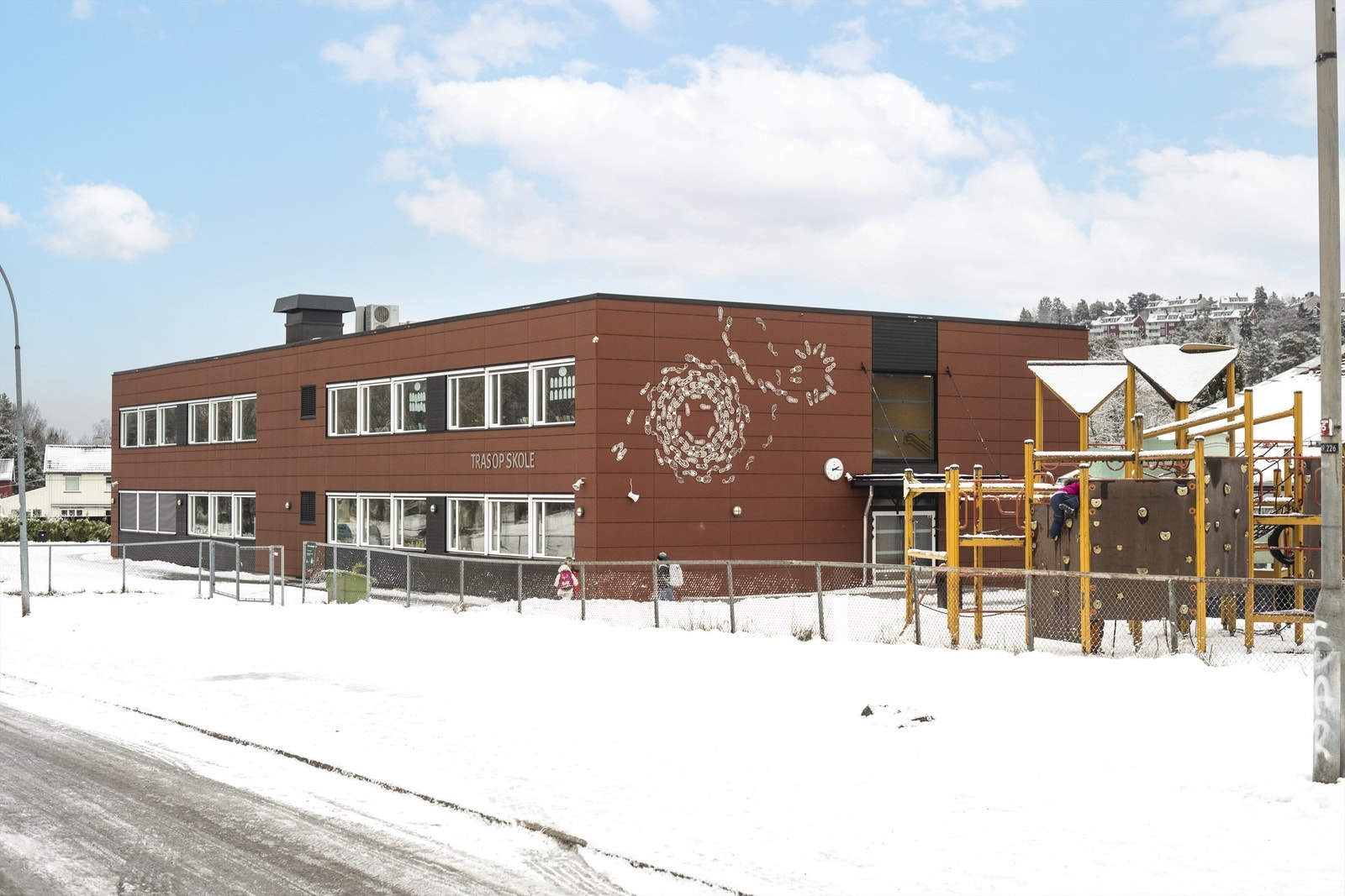 Trasop skole ligger noen få minutter unna til fots. Galleribilde