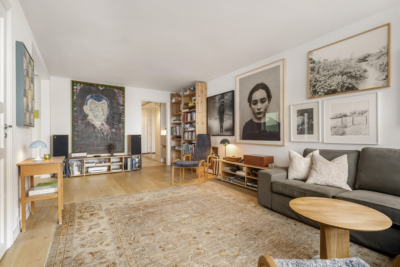 Fyring og varmtvann er inkludert. Fiber er installert. Galleribilde