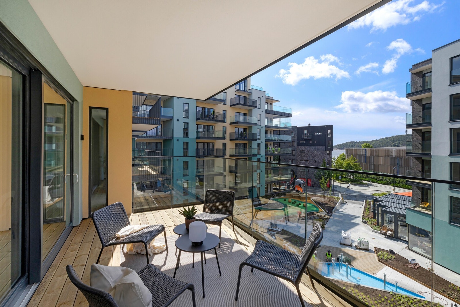 Sydvestvendt balkong Galleribilde