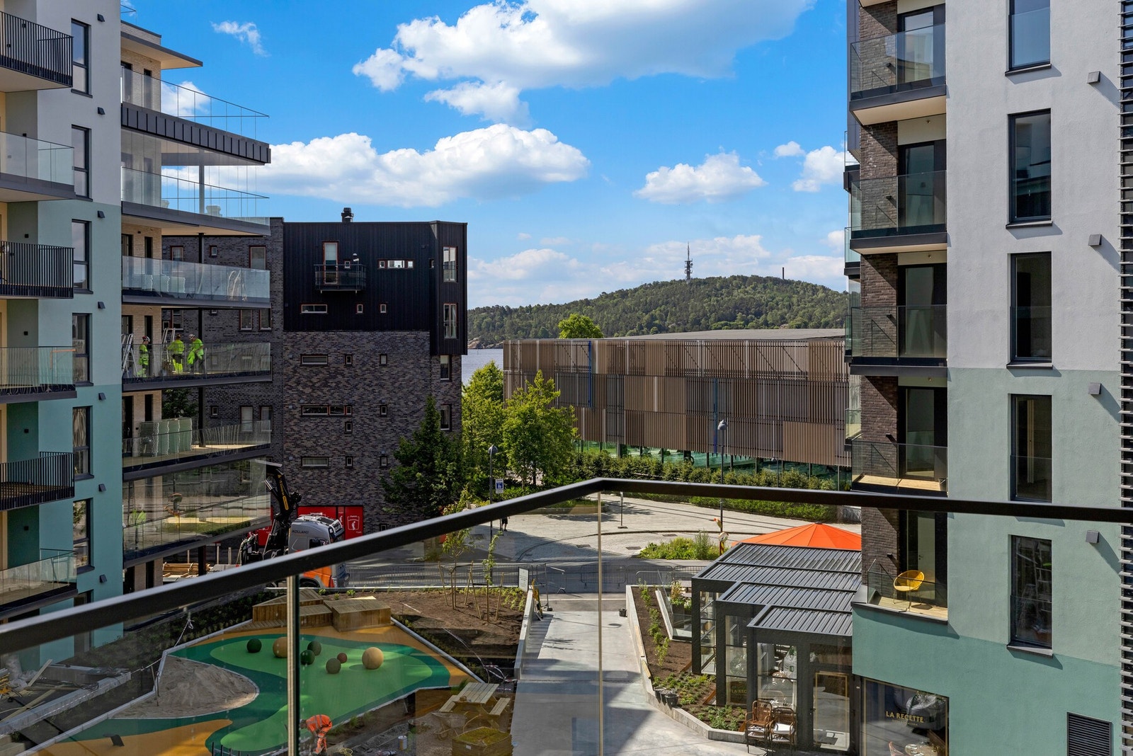 Utsikt fra balkong Galleribilde