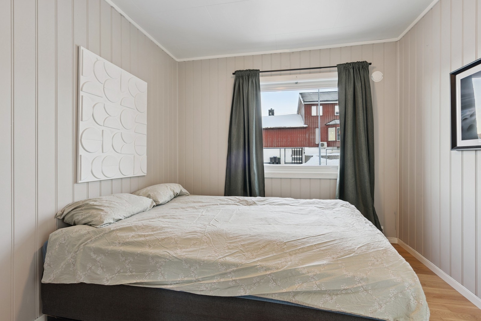 Soverom 2 av 2. Galleribilde