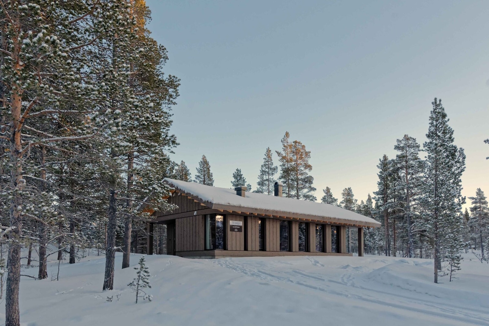 Nyoppført og innflyttingsklar hytte i Sjodalen Fjellgrend Galleribilde