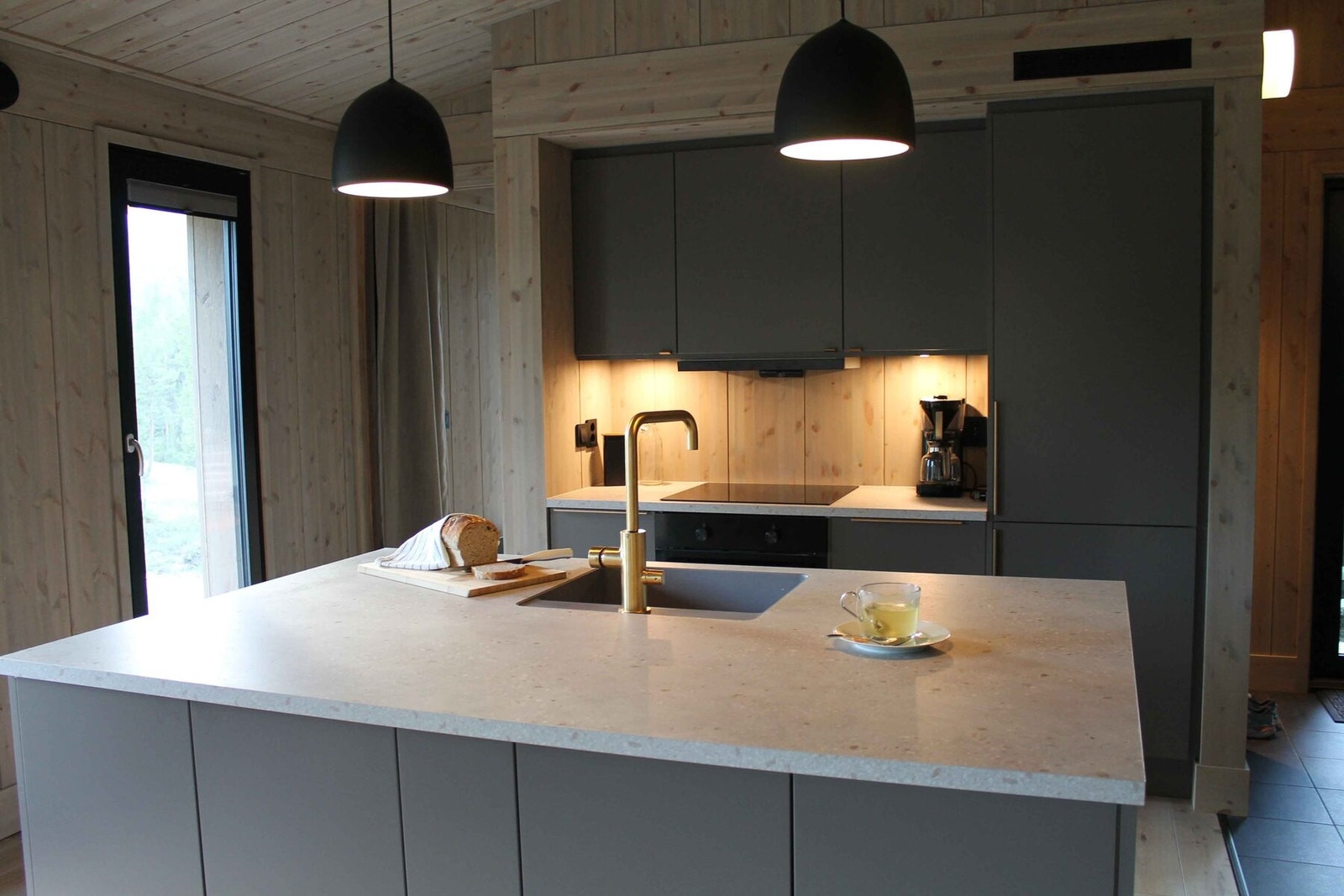 Kjøkkeninnredning fra Strai Galleribilde