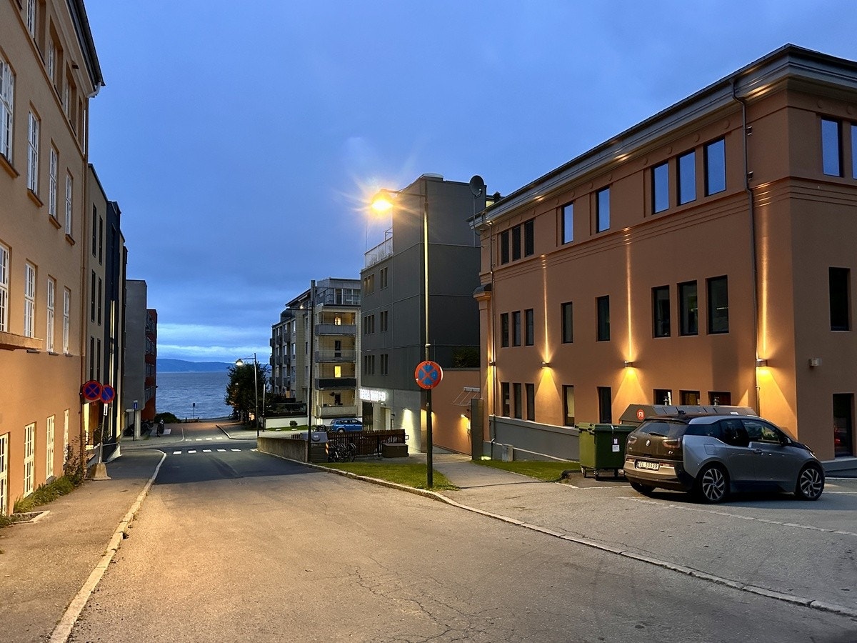 3T, Rema1000 og fjorden som nærmeste naboer Galleribilde