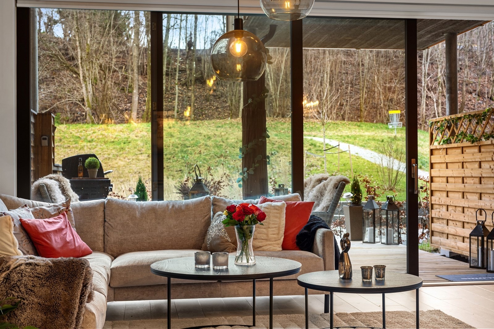 Sara Husebø v/Eiendomsmegler 1 har gleden av å presentere Langenga 22! Galleribilde