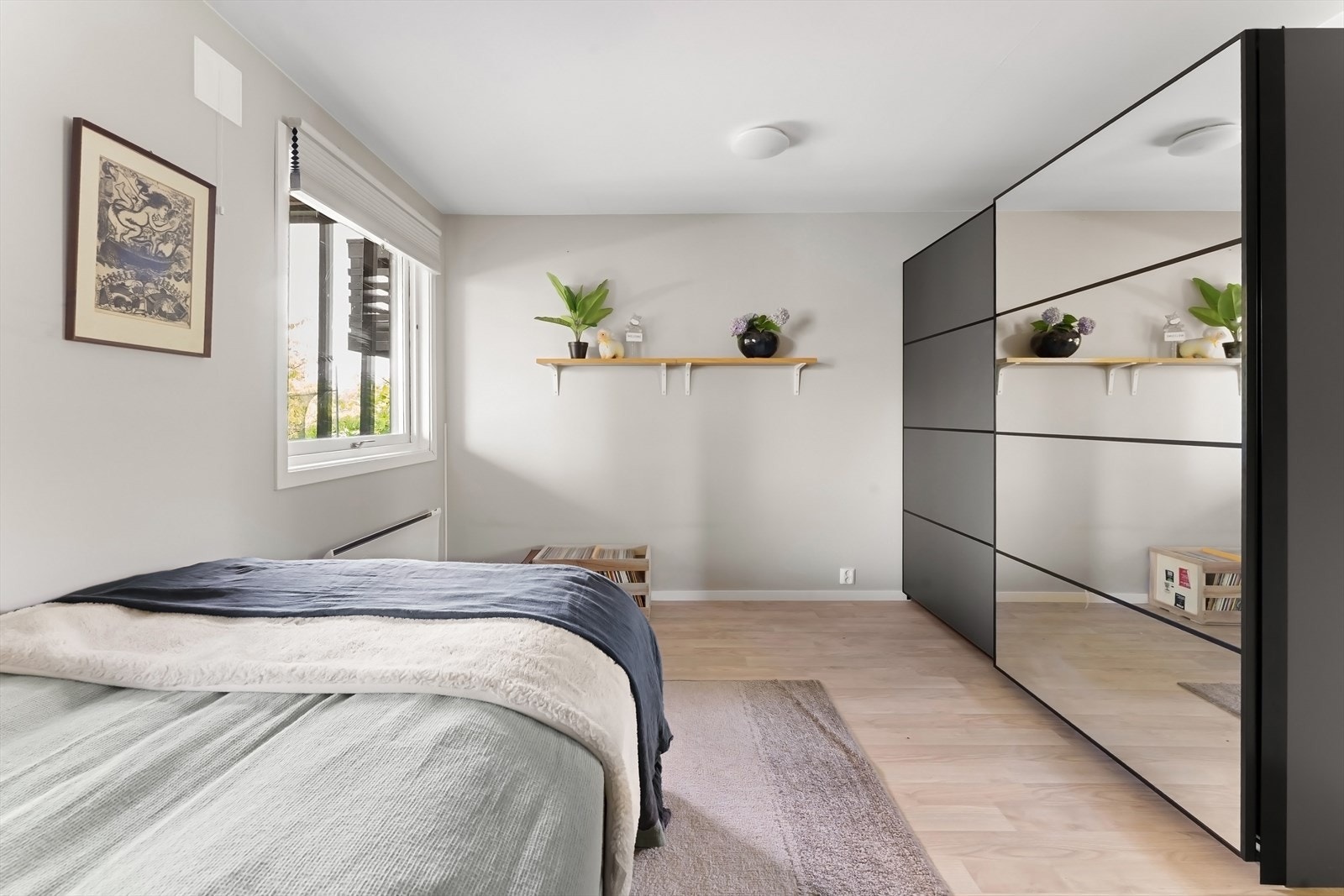 Den stilige skyvedørsgarderoben ble satt inn i 2023. Galleribilde