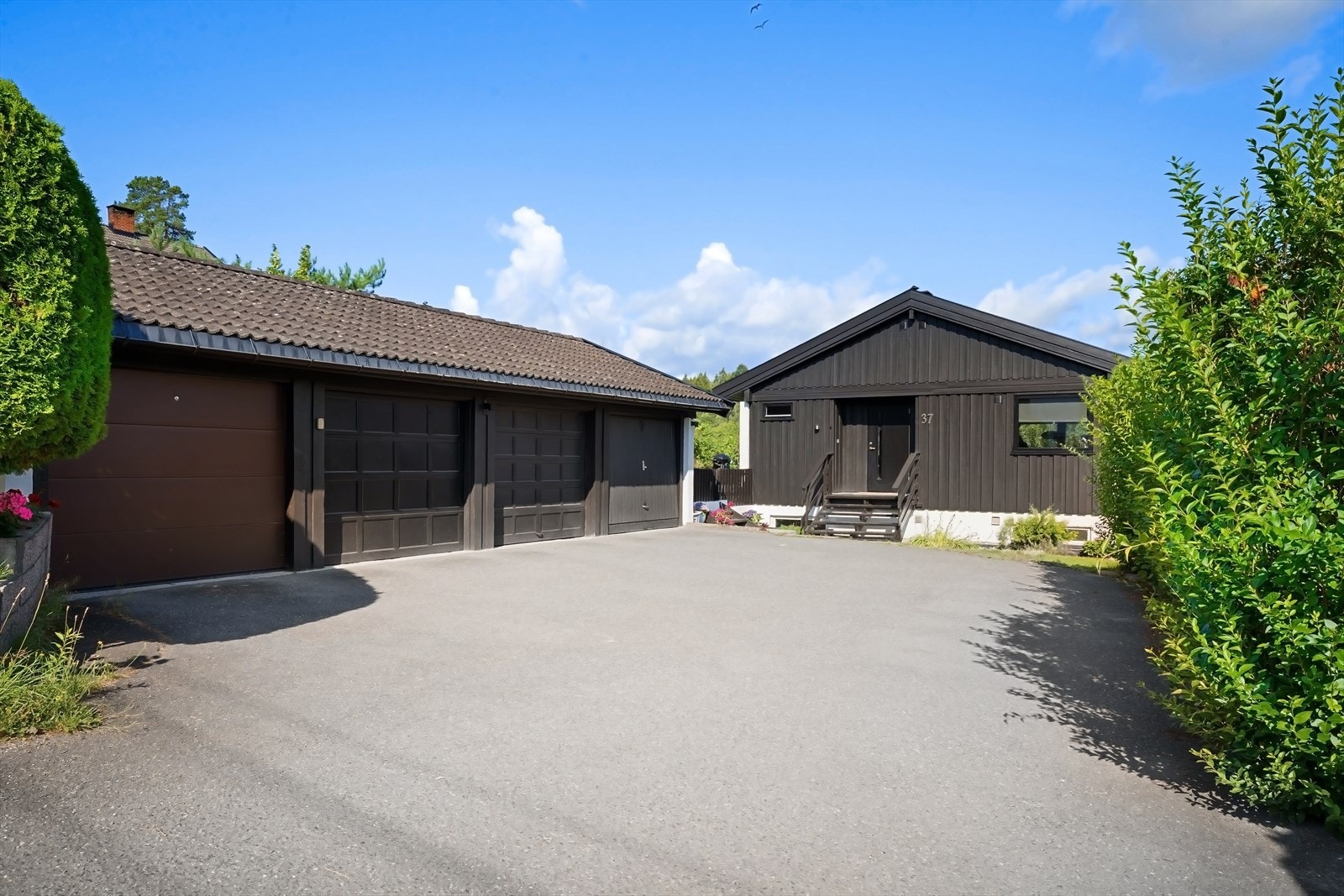 Syverstadkollen 37 ligger attraktivt til i et veletablert og barnevennlig boligområde. Galleribilde