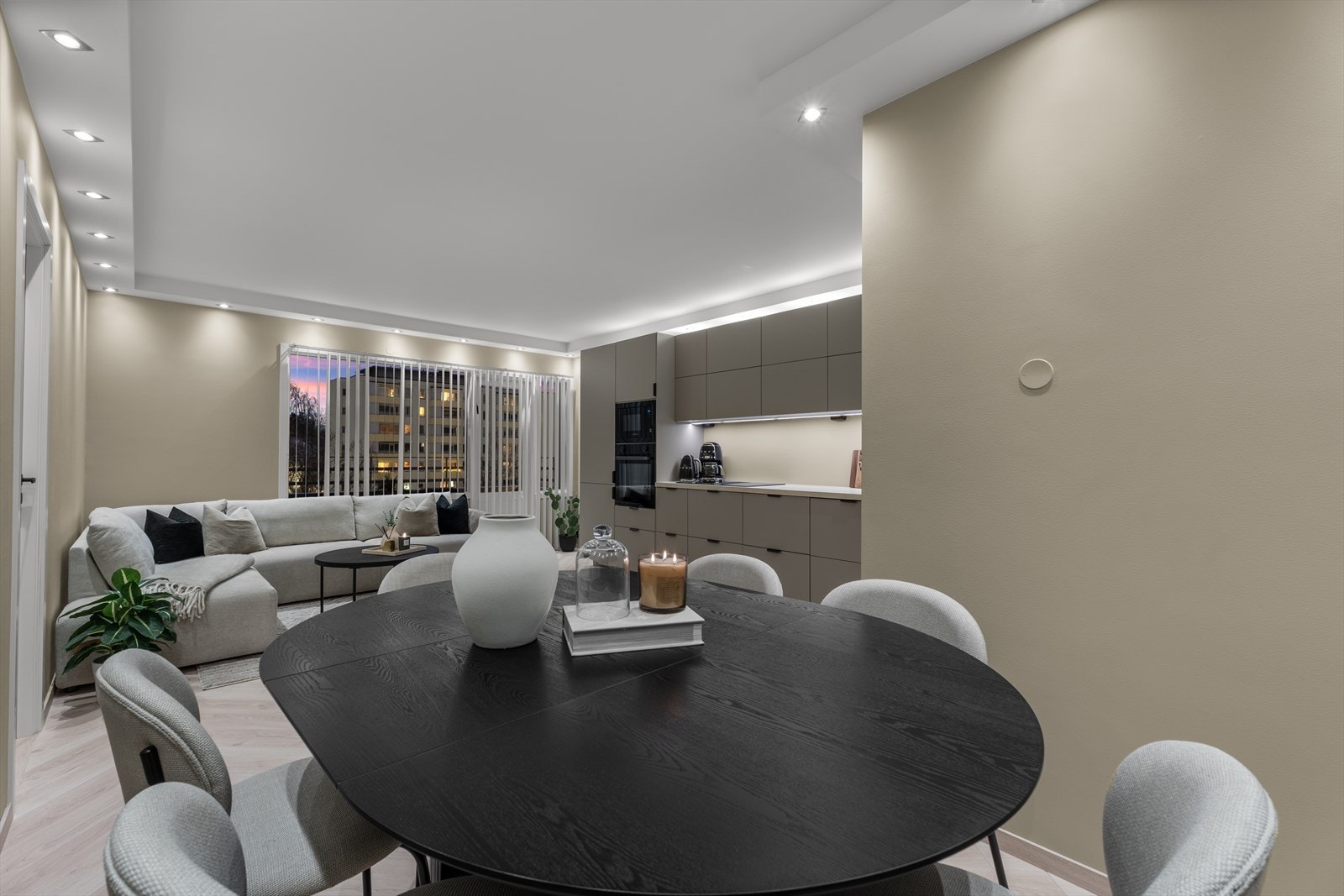 Kveldsstemning. Galleribilde