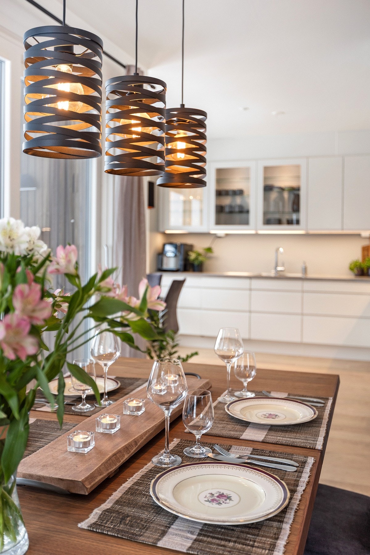 Detaljbilde spisestue. Galleribilde