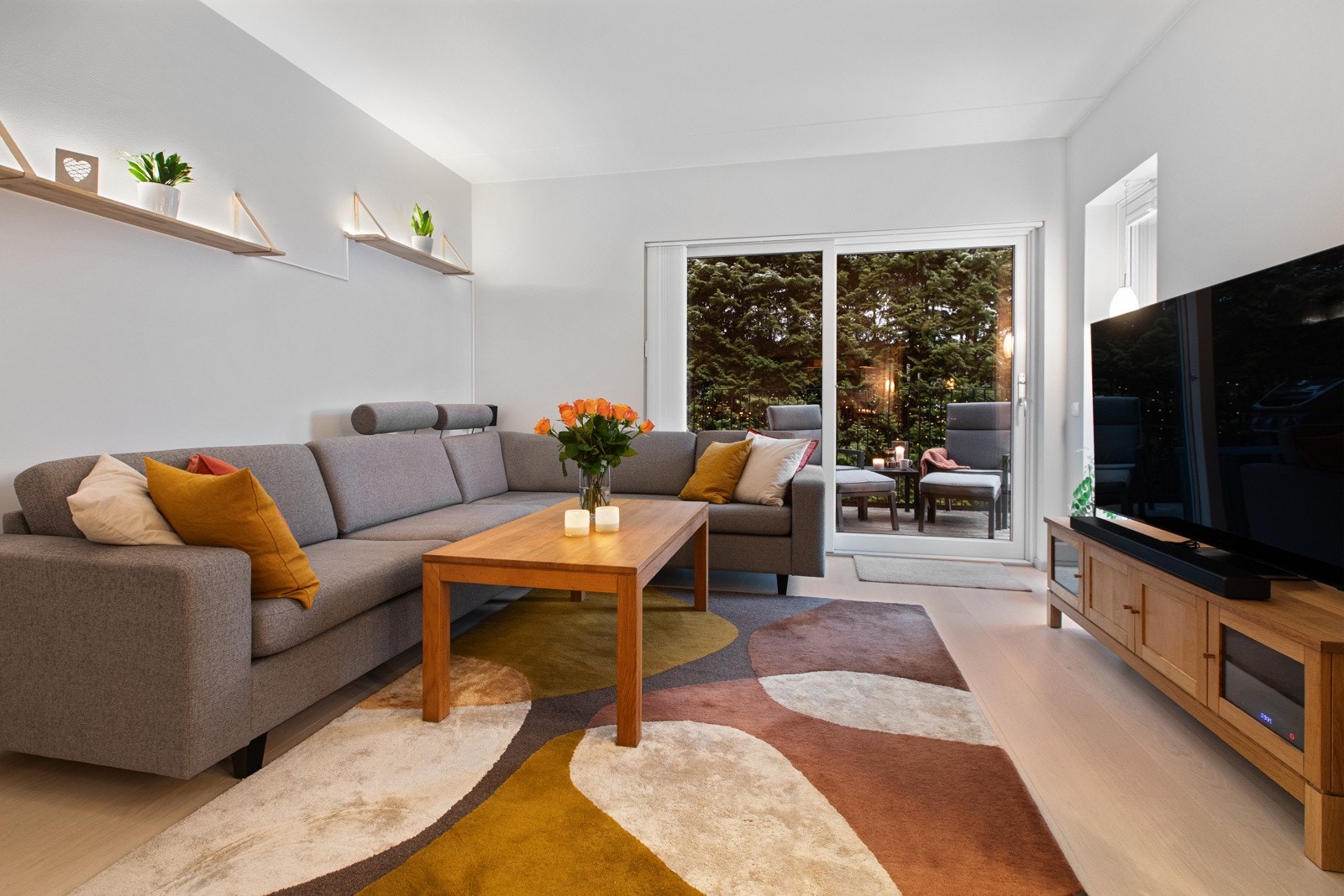 Det er a konto fjernvarme inkl. i felleskostnadene. Galleribilde