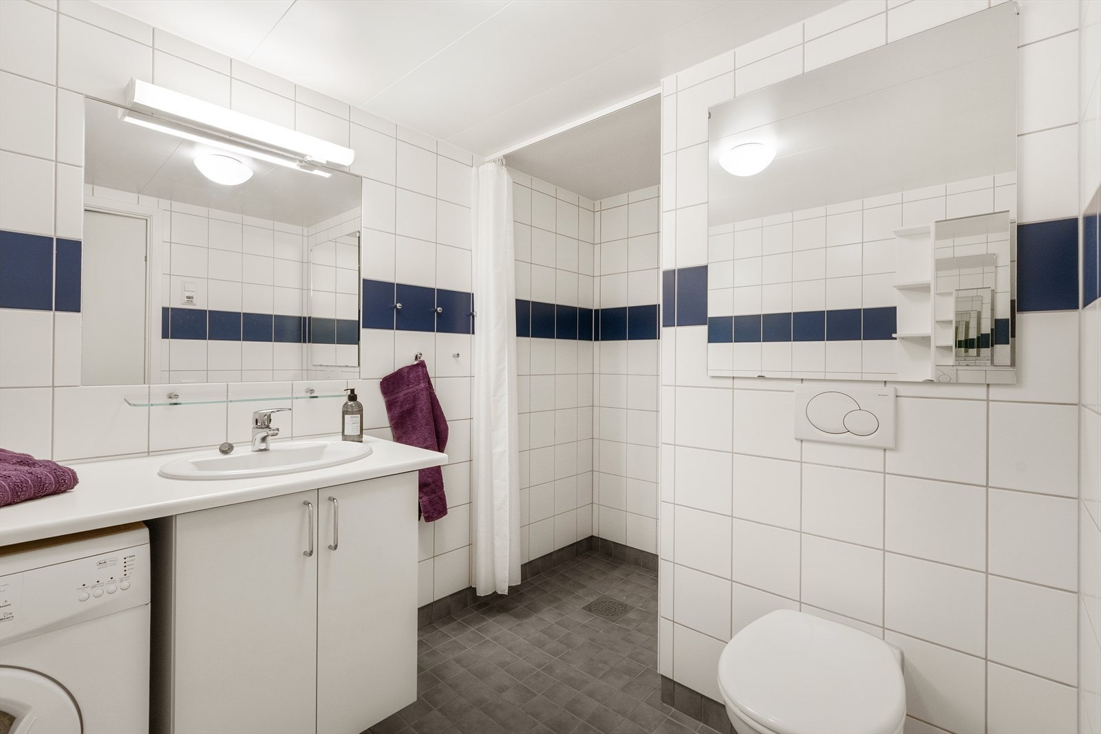 Flislagt bad og vaskerom Galleribilde