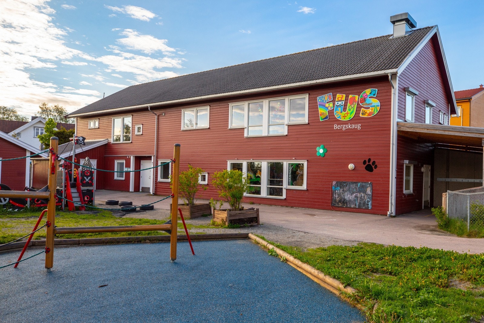 Flere barnehager i nabolaget. Nærmest ligger Bergskaug Fus Barnehage. Galleribilde