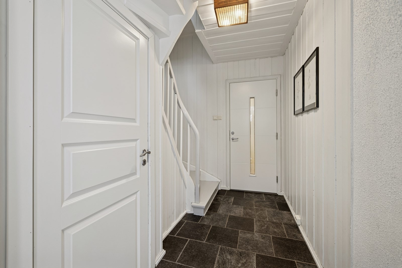 Felles inngangsparti. Galleribilde