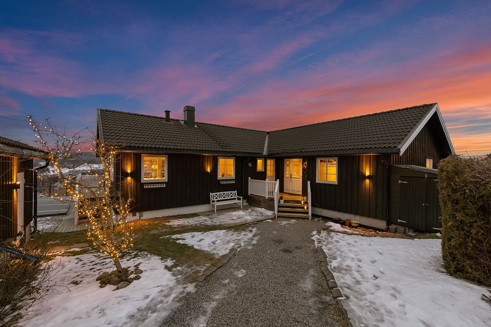 Inngangparti Galleribilde