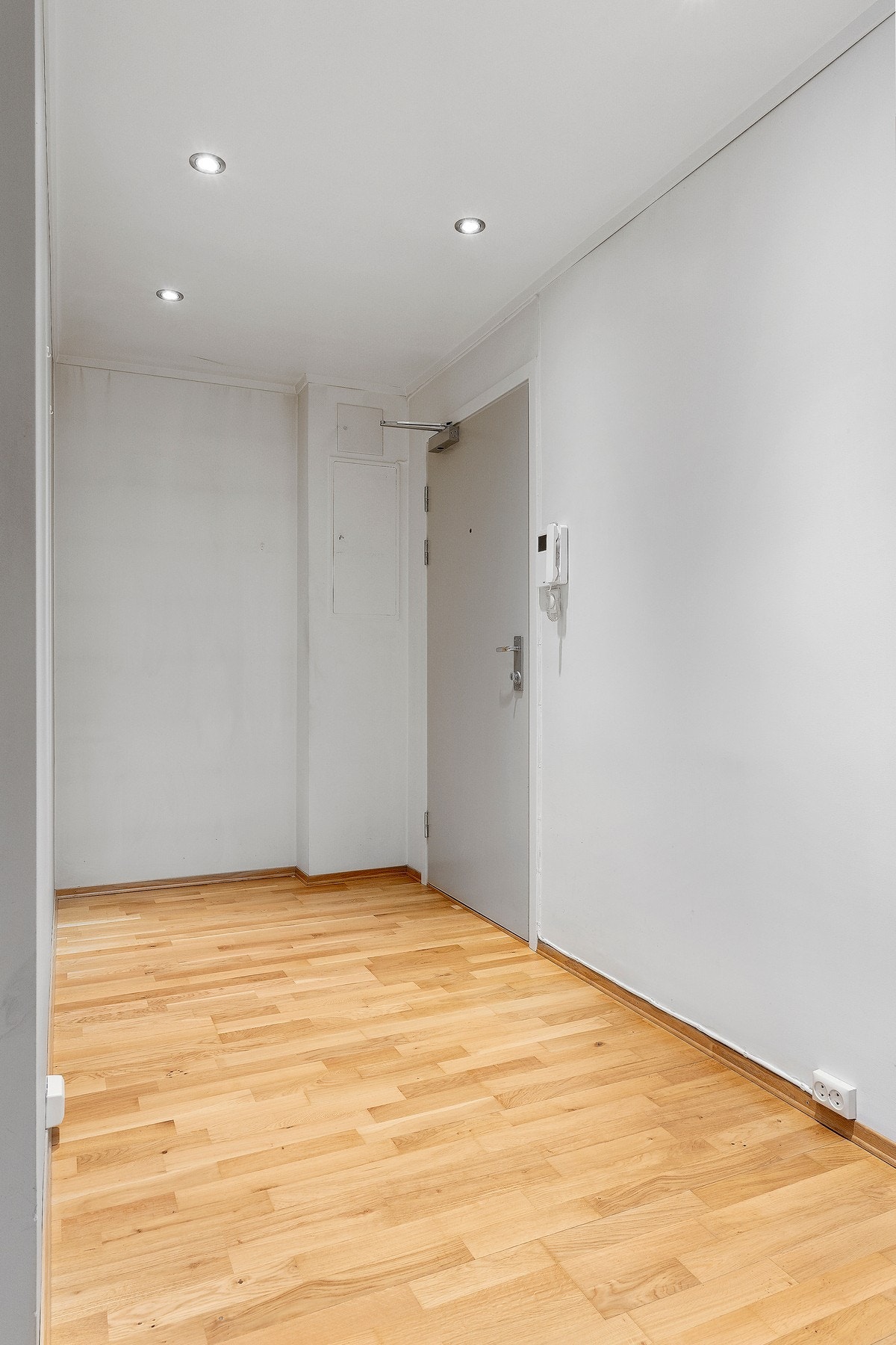 Entréen er lys og fin, og setter tonen for resten av boligen. Galleribilde