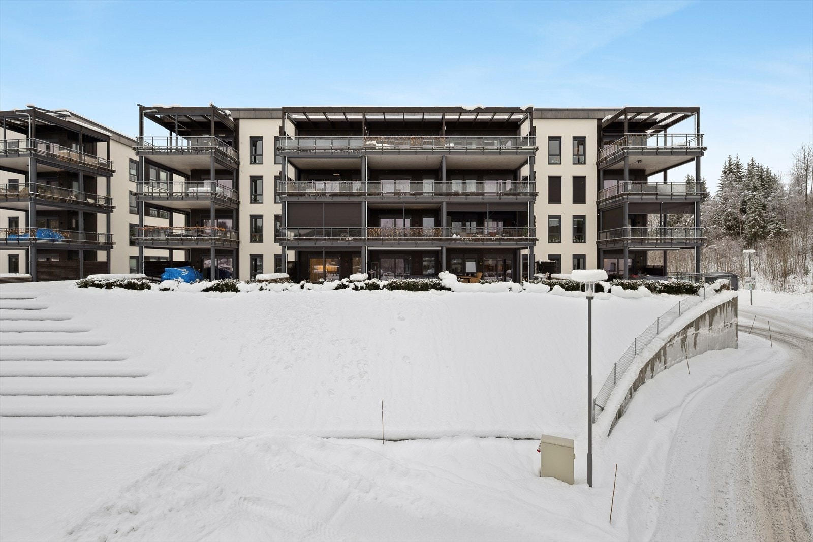 Velkommen til Grua torg 12, presentert av Katrine Sørli for DNB Eiendom Galleribilde