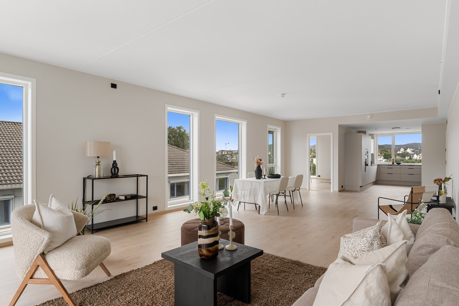 Velkommen til Olabakken 3! (Bilde tatt fra leilighet 403, som er i 4. etasje).jpg Galleribilde