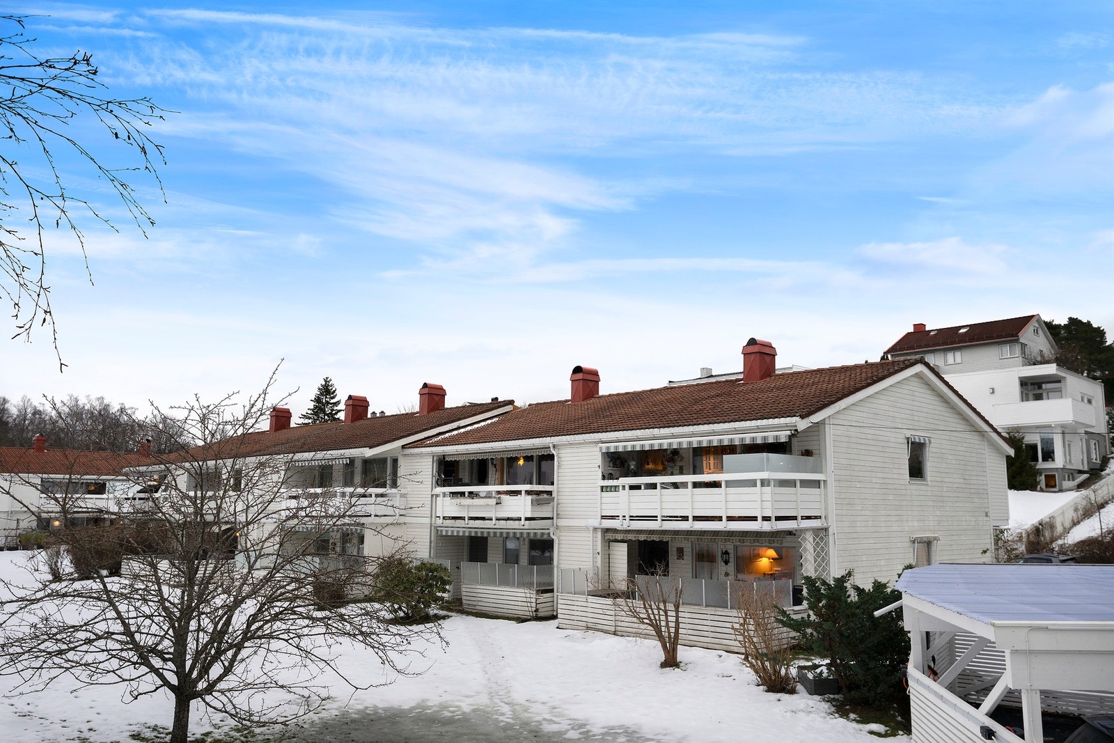 Velkommen til en flott 3-roms andelsleilighet beliggende på bakkeplan. Galleribilde