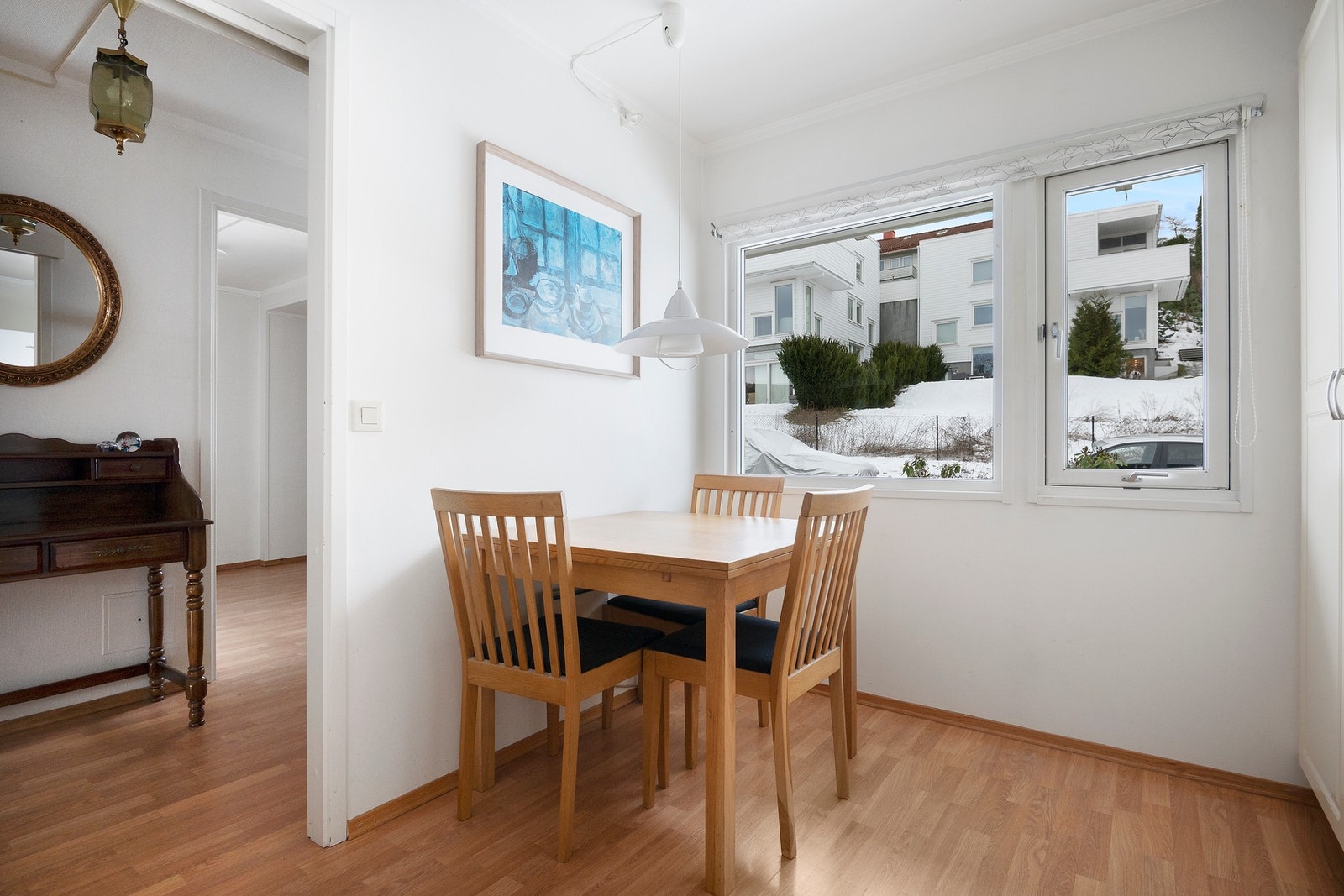 Spiseplass kjøkken. Galleribilde