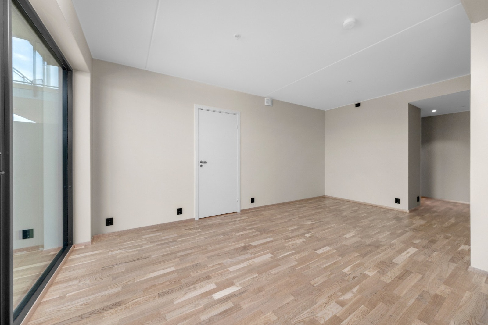 Inngang til soverom fra stua. Galleribilde