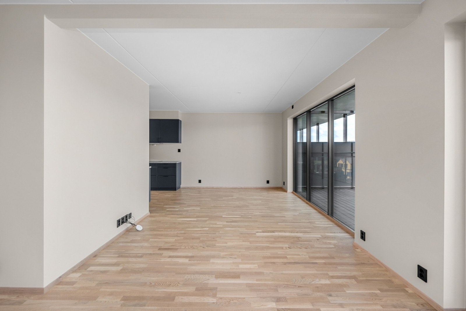 Skyvedør ut til balkongen. Galleribilde