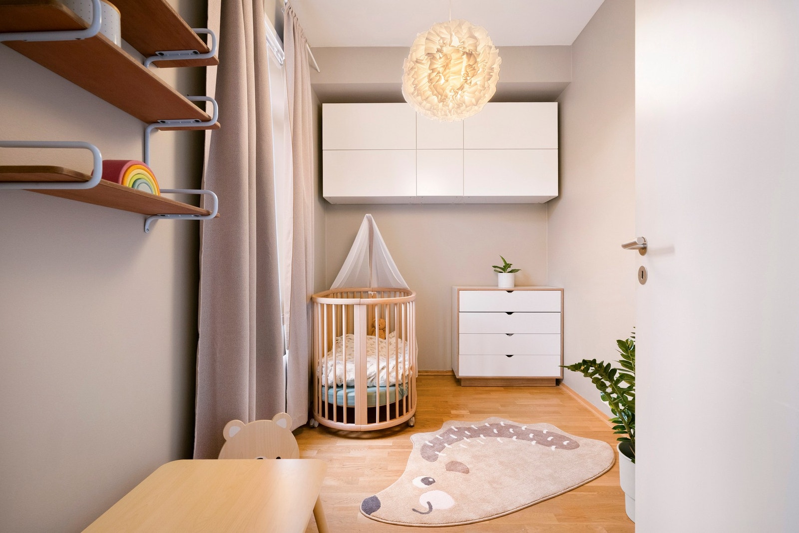 Det andre soverommet egner seg godt som barnerom, gjesterom eller hjemmekontor. Galleribilde