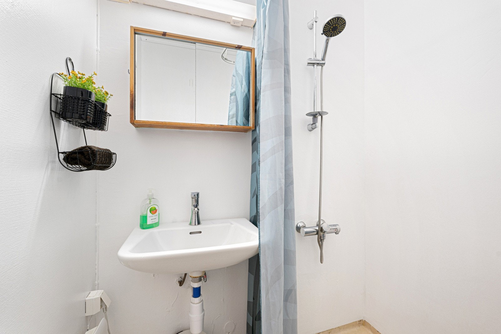 Det er mulig å slå sammen bad/WC for å etablere et større baderom. Galleribilde