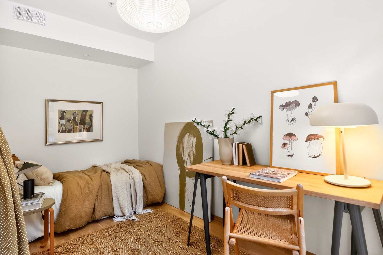 Soverom II er ideelt som barnerom, gjesterom eller hjemmekontor. Galleribilde