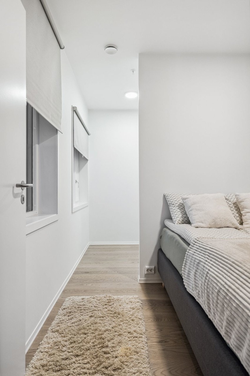 Fra soverommet har du tilgang til Walk-in closet!