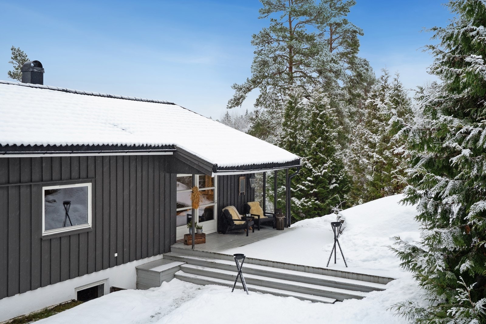 Det er god plass til utemøblement og grill Galleribilde