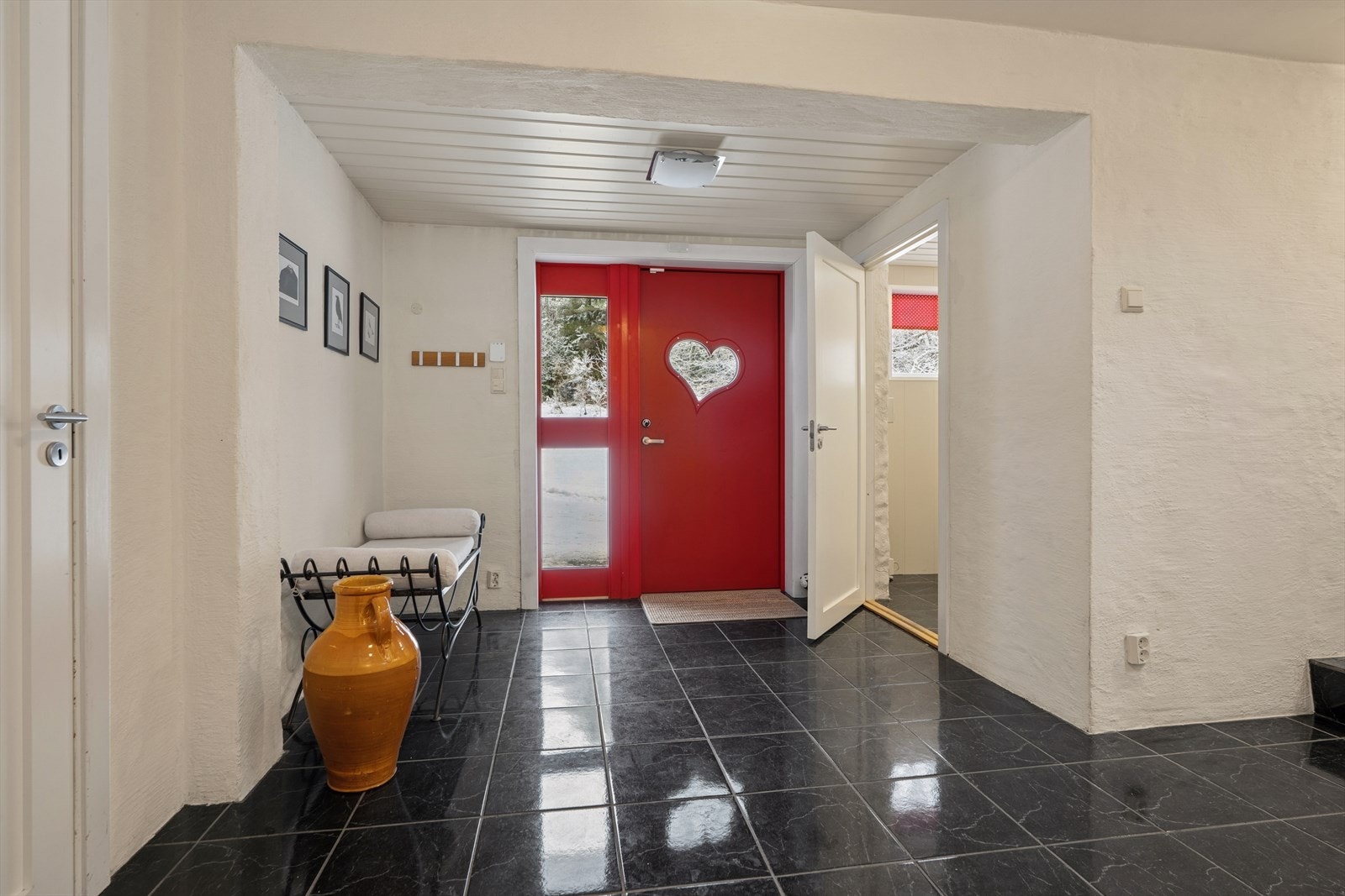 En stor hall ønsker deg velkommen Galleribilde