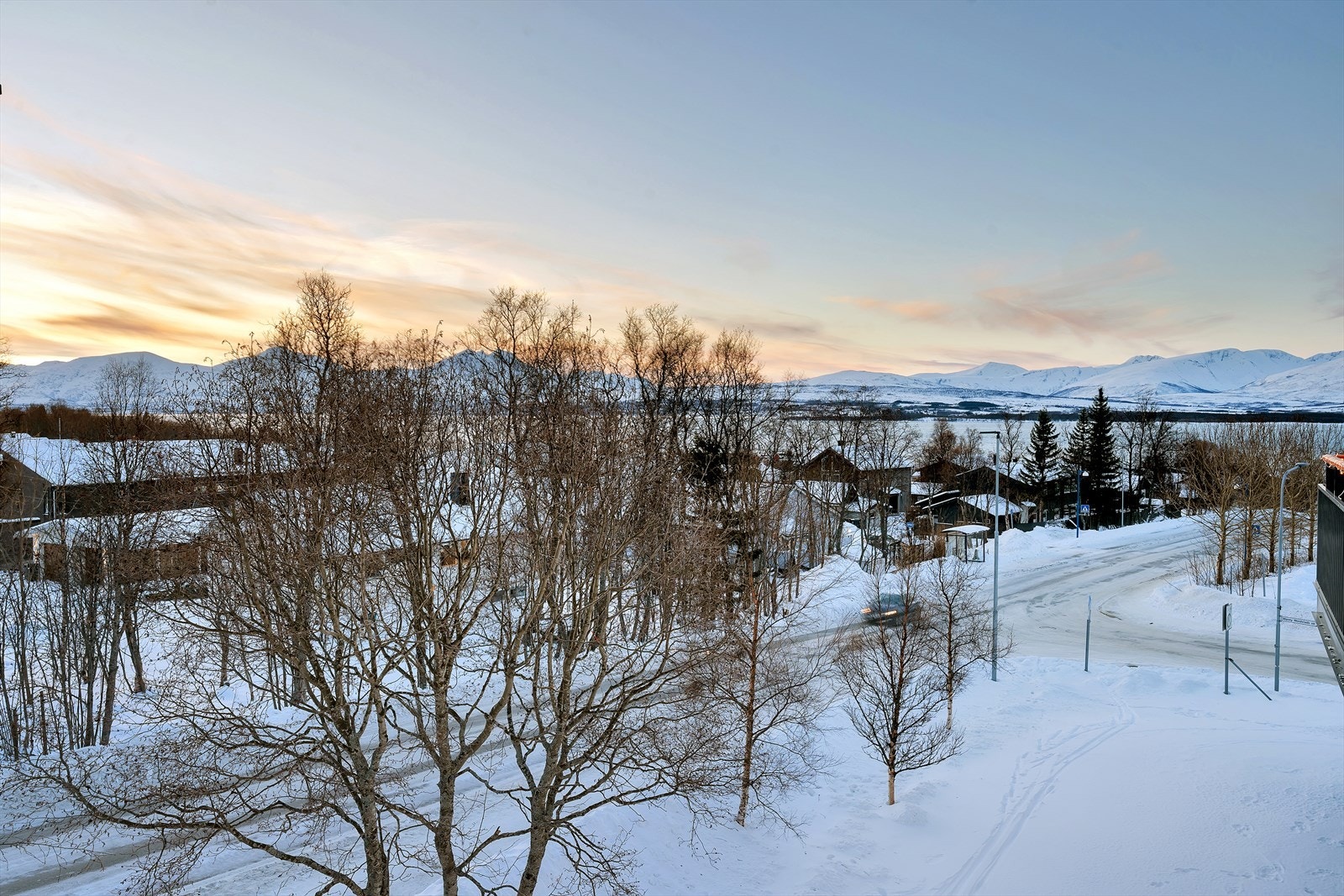 Utsikt mot sørvest. Galleribilde