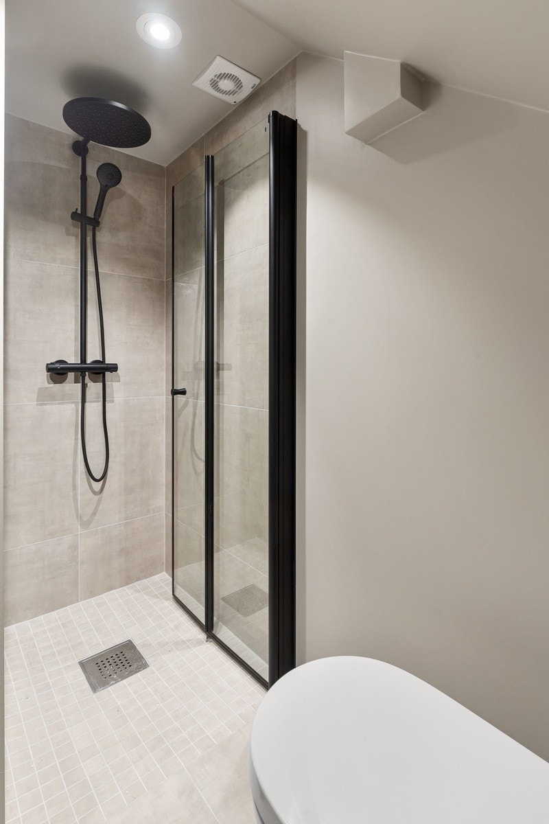 Nyoppusset bad og WC-rom Galleribilde