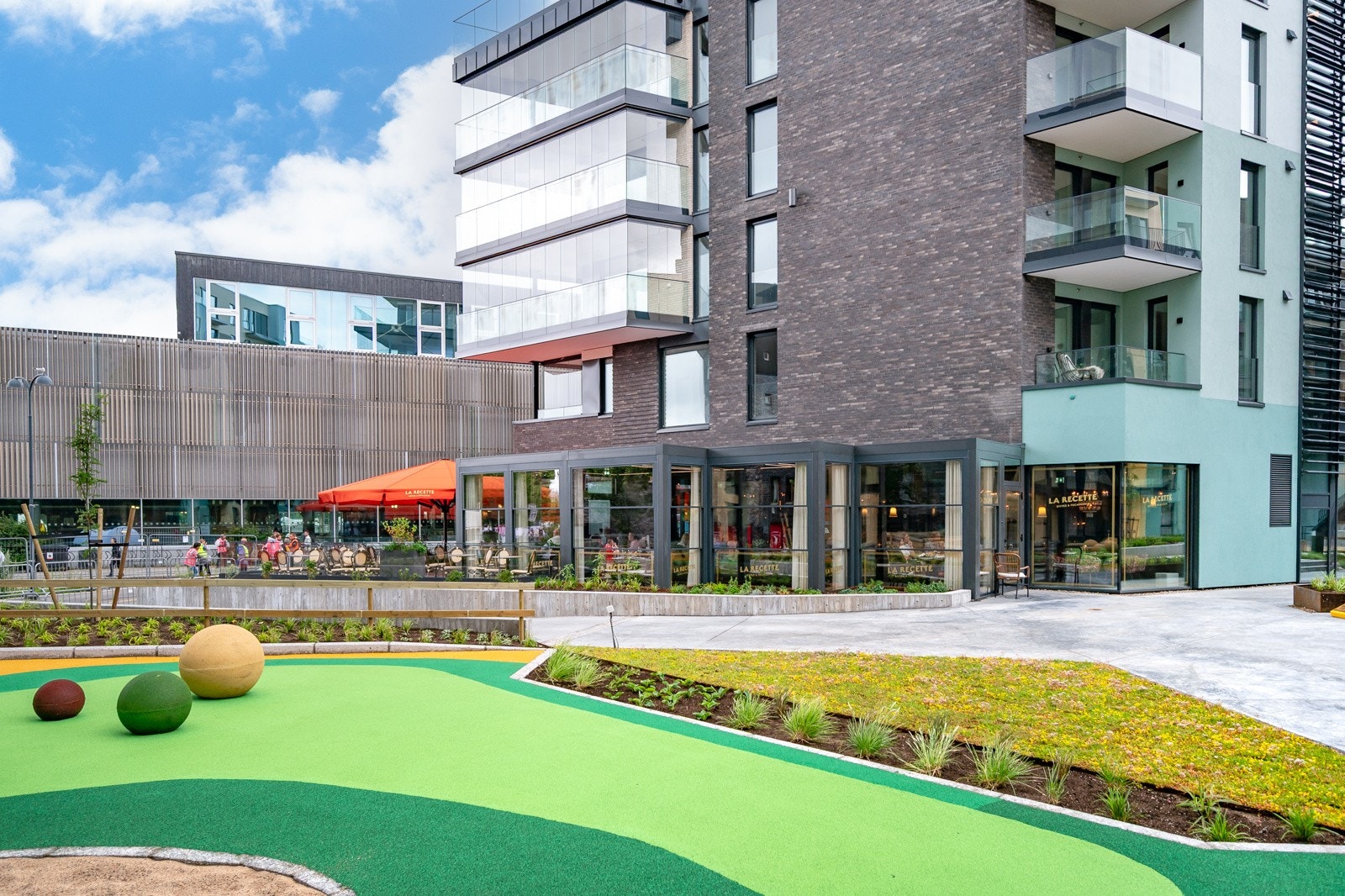 Restaurant og bakeri i prosjektets 1.etg - La Racette! Galleribilde