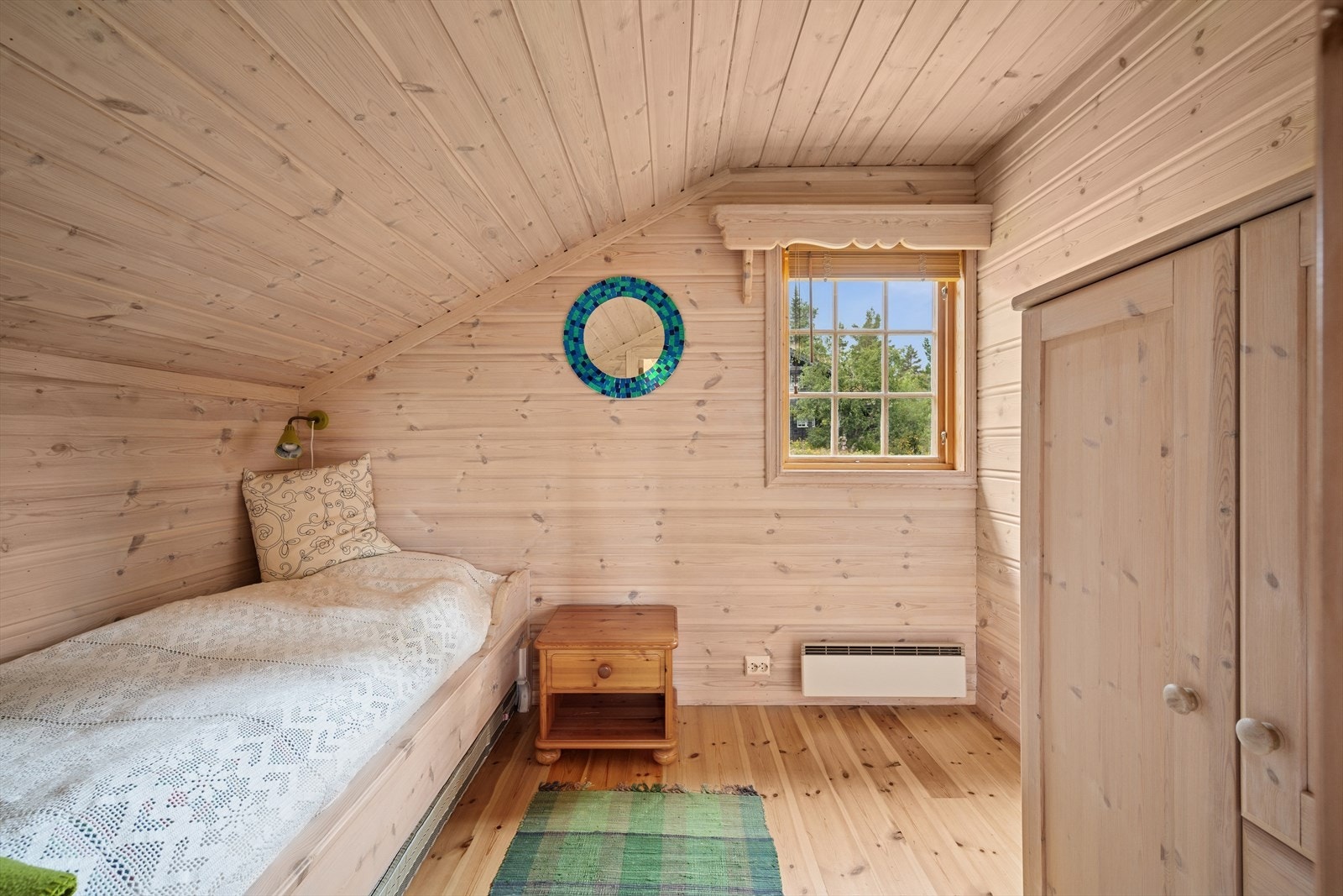 Soverom på hems. Galleribilde