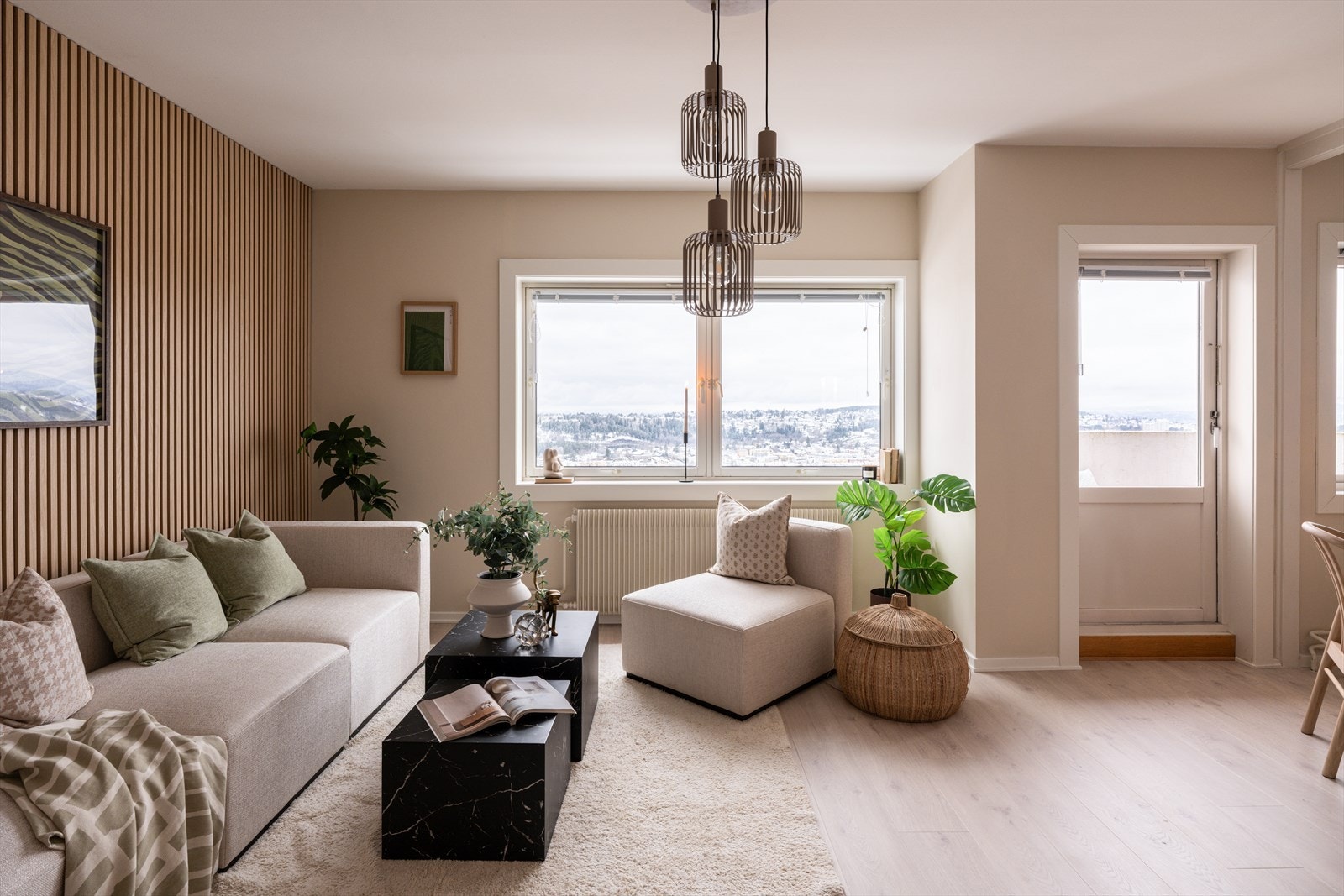 Fra stuen har du åpen, usjenert og fantastisk utsikt. Galleribilde