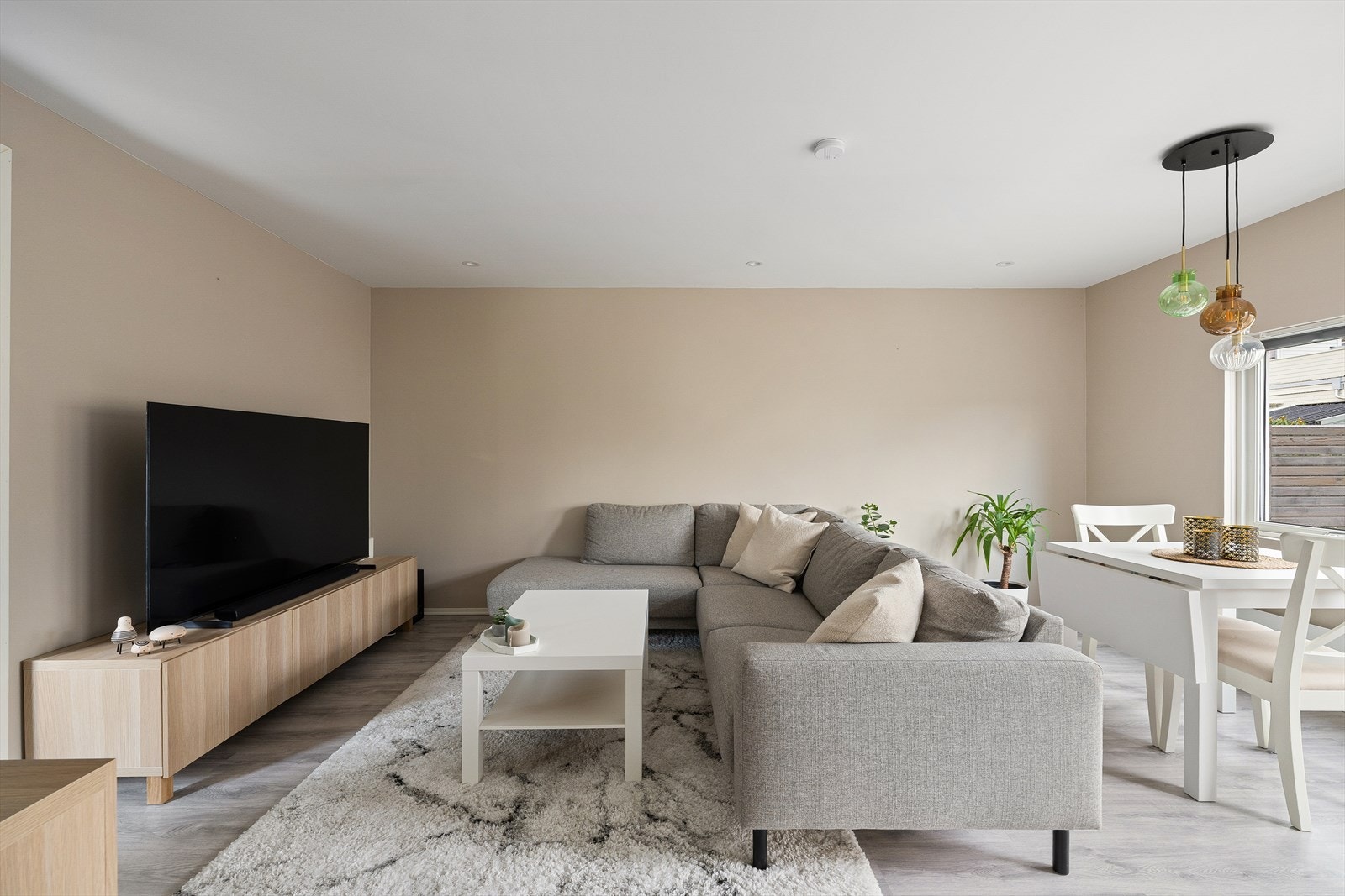 Lys og fin stue Galleribilde