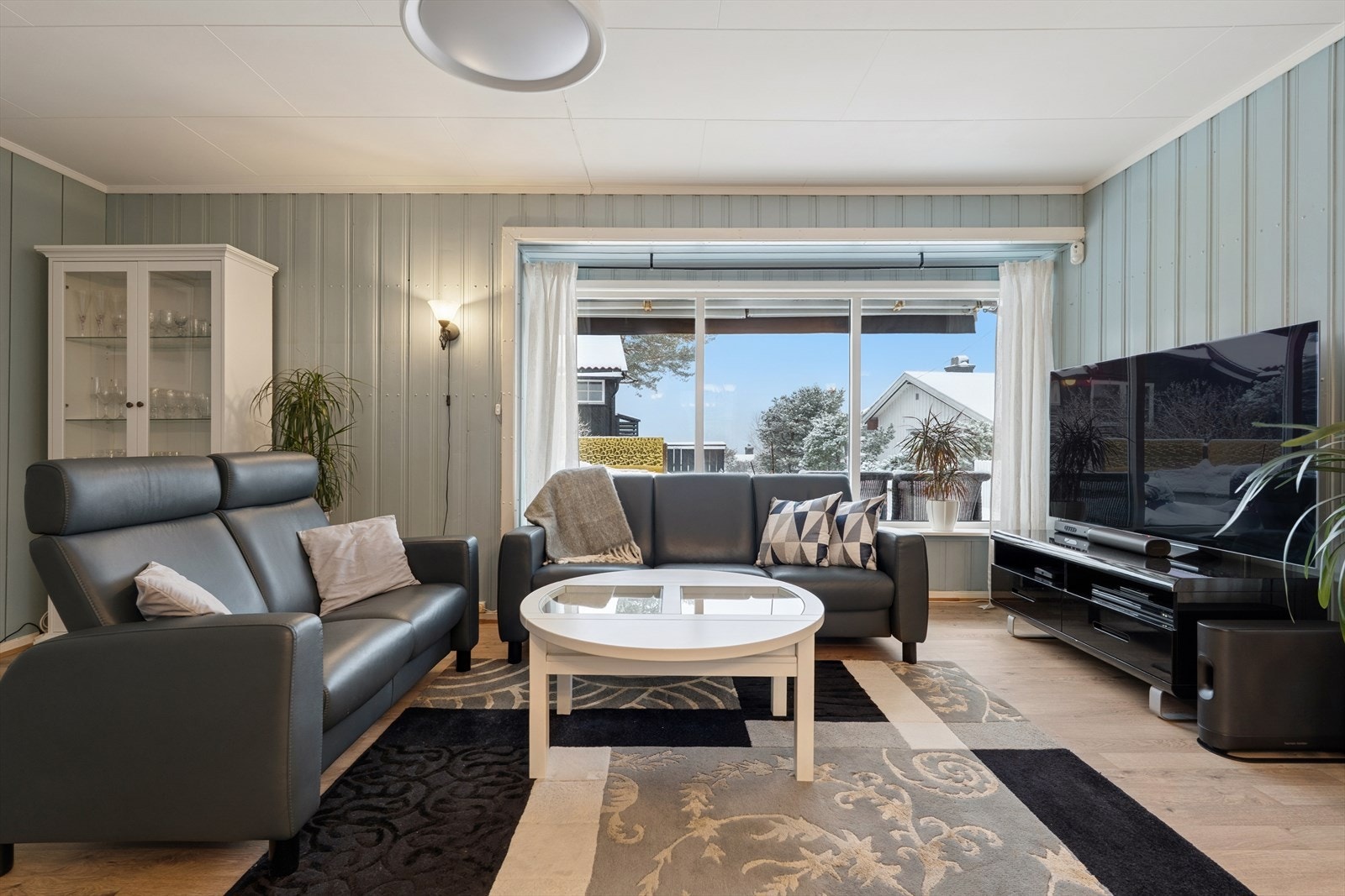 Perfekt sted når du ønsker å samle familie og venner til sosiale sammenkomster. Galleribilde