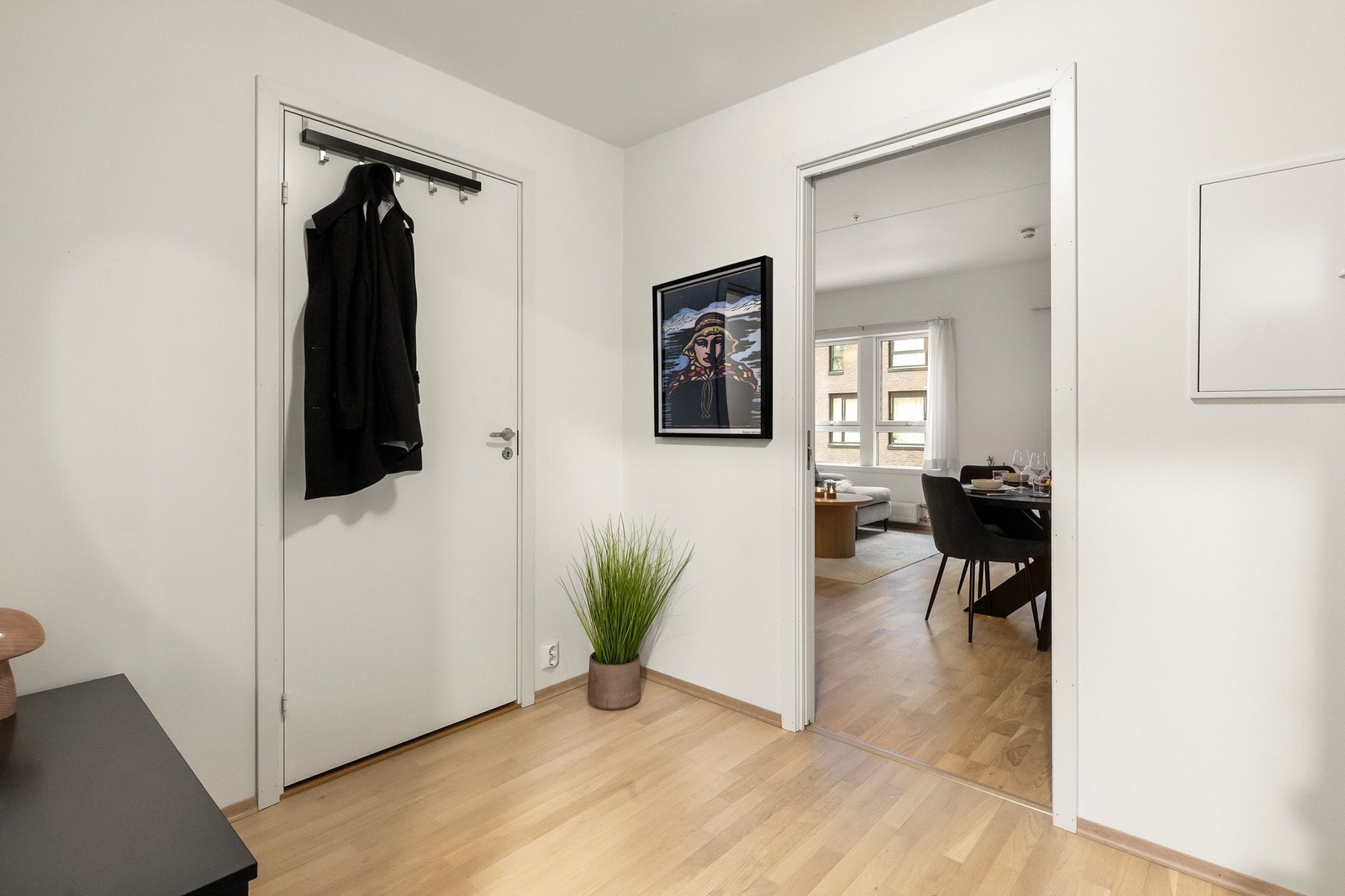 Det er god plass til oppheng av yttertøy. Galleribilde